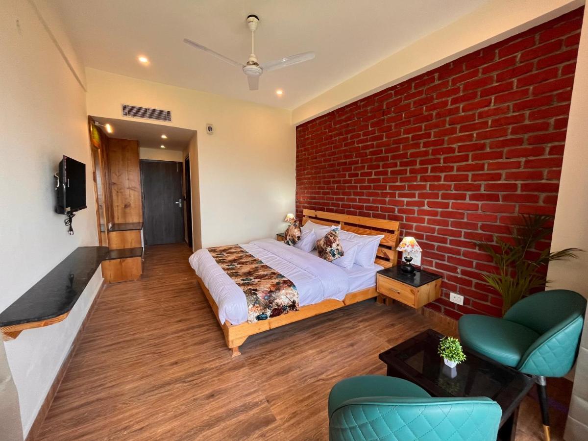 The Pinerock Resort, Mussoorie Eksteriør bilde